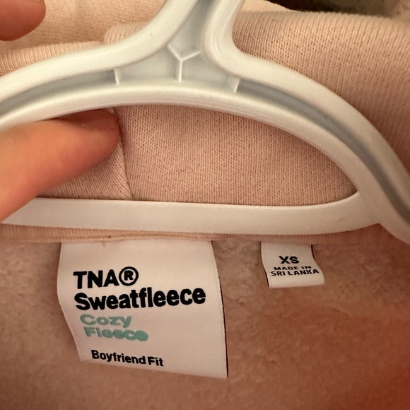 Cozy AF Boyfriend Pink Hoodie XS TNA Aritzia - Picture 7 of 7